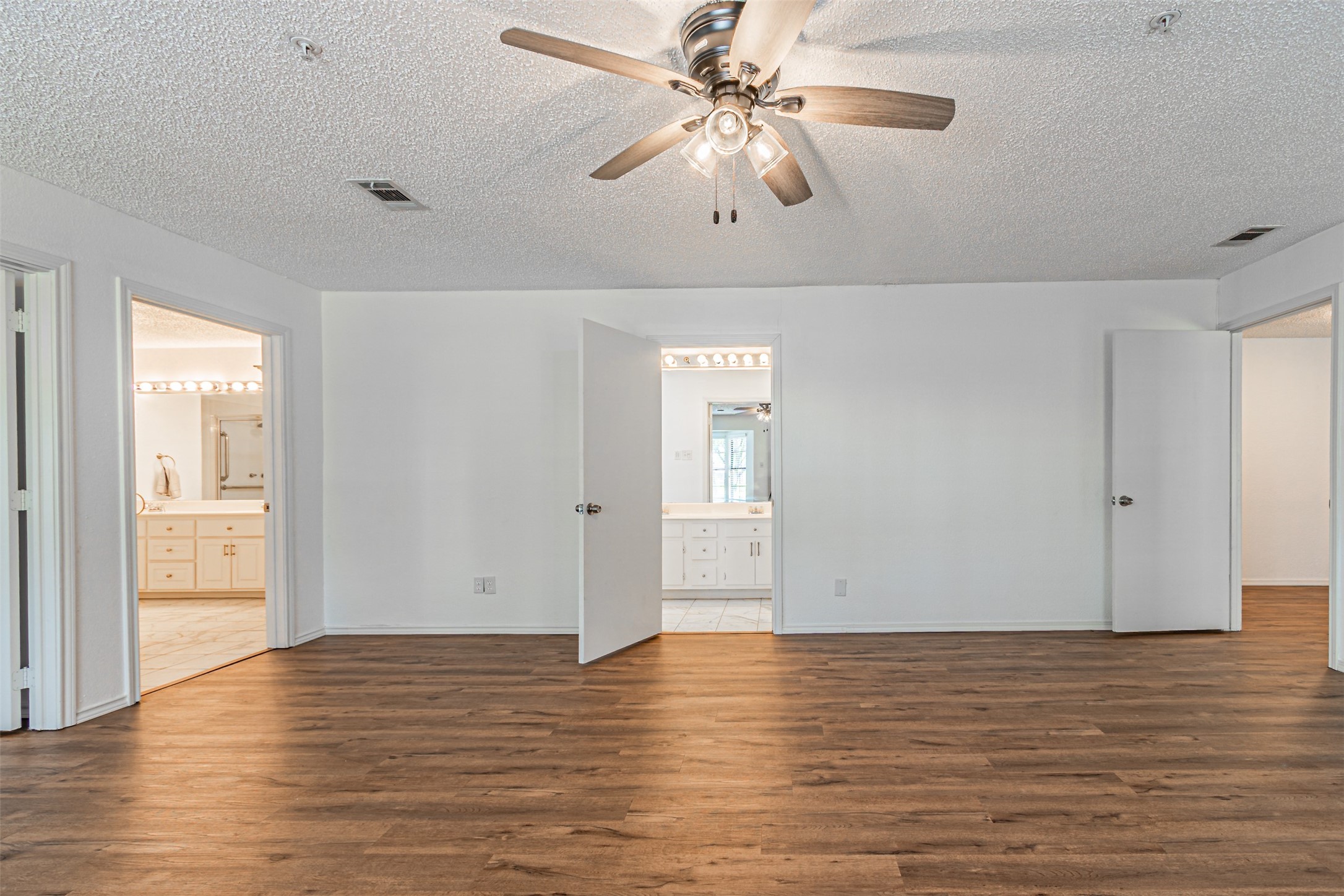 7821 N State Highway 34 Oak Ridge TX 75161