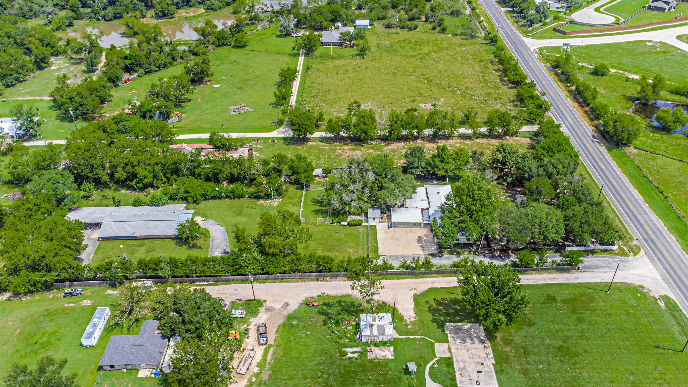 7821 N State Highway 34 Oak Ridge TX 75161