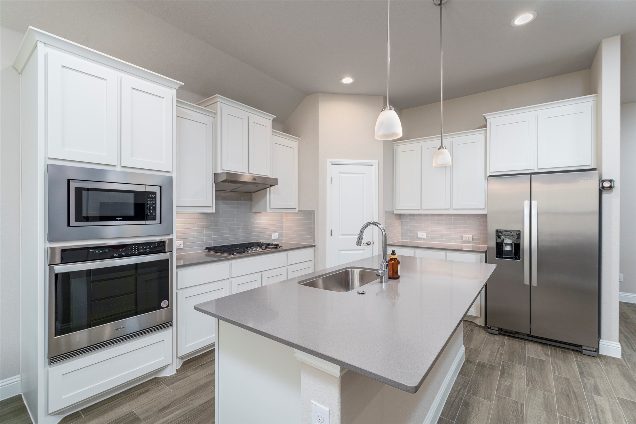 3648 Walnut Ridge Drive Grand Prairie TX 76065