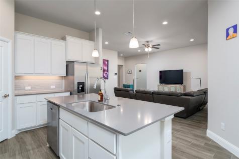 3648 Walnut Ridge Drive Grand Prairie TX 76065