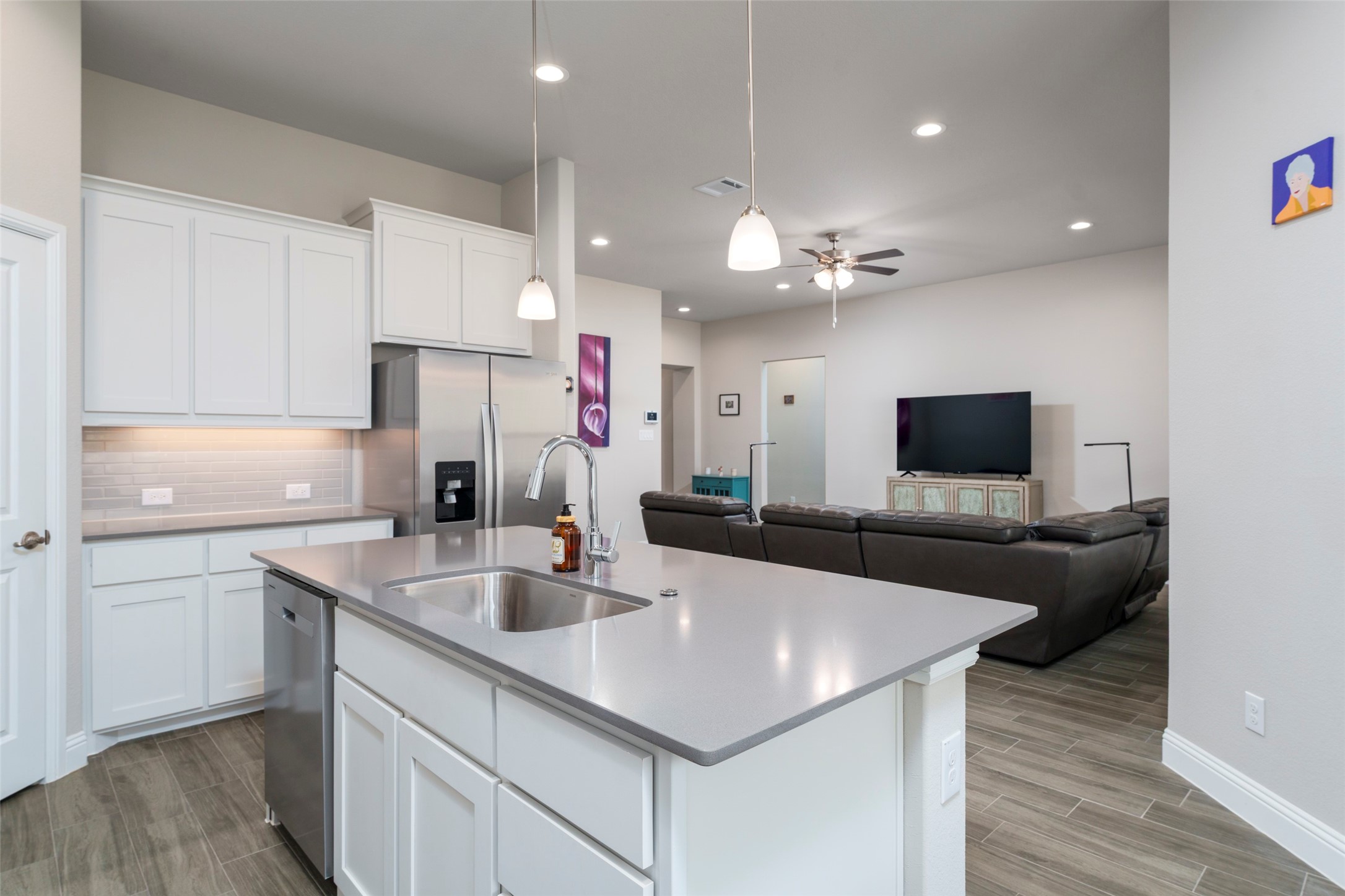 3648 Walnut Ridge Drive Grand Prairie TX 76065