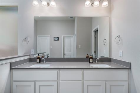 3648 Walnut Ridge Drive Grand Prairie TX 76065