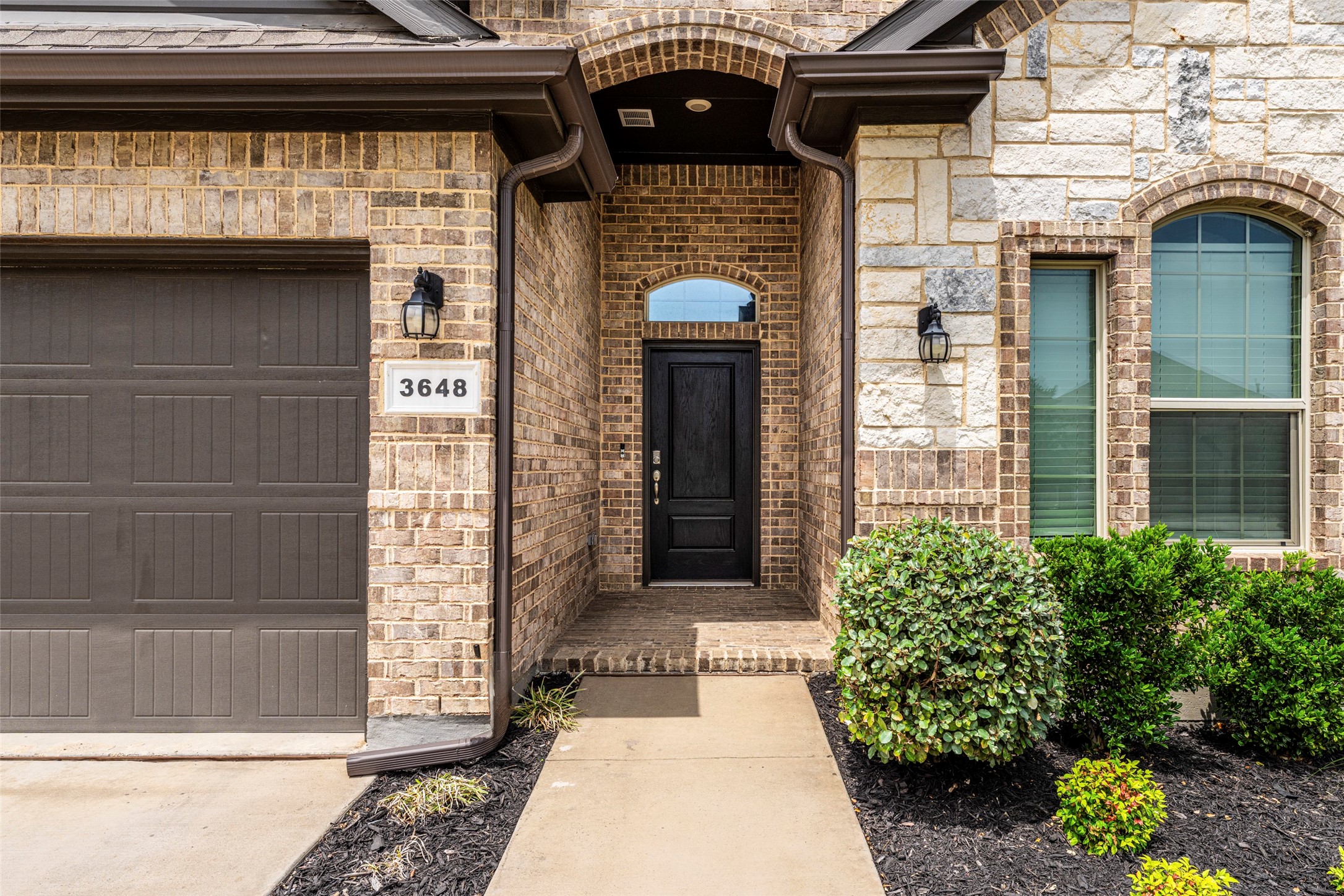 3648 Walnut Ridge Drive Grand Prairie TX 76065