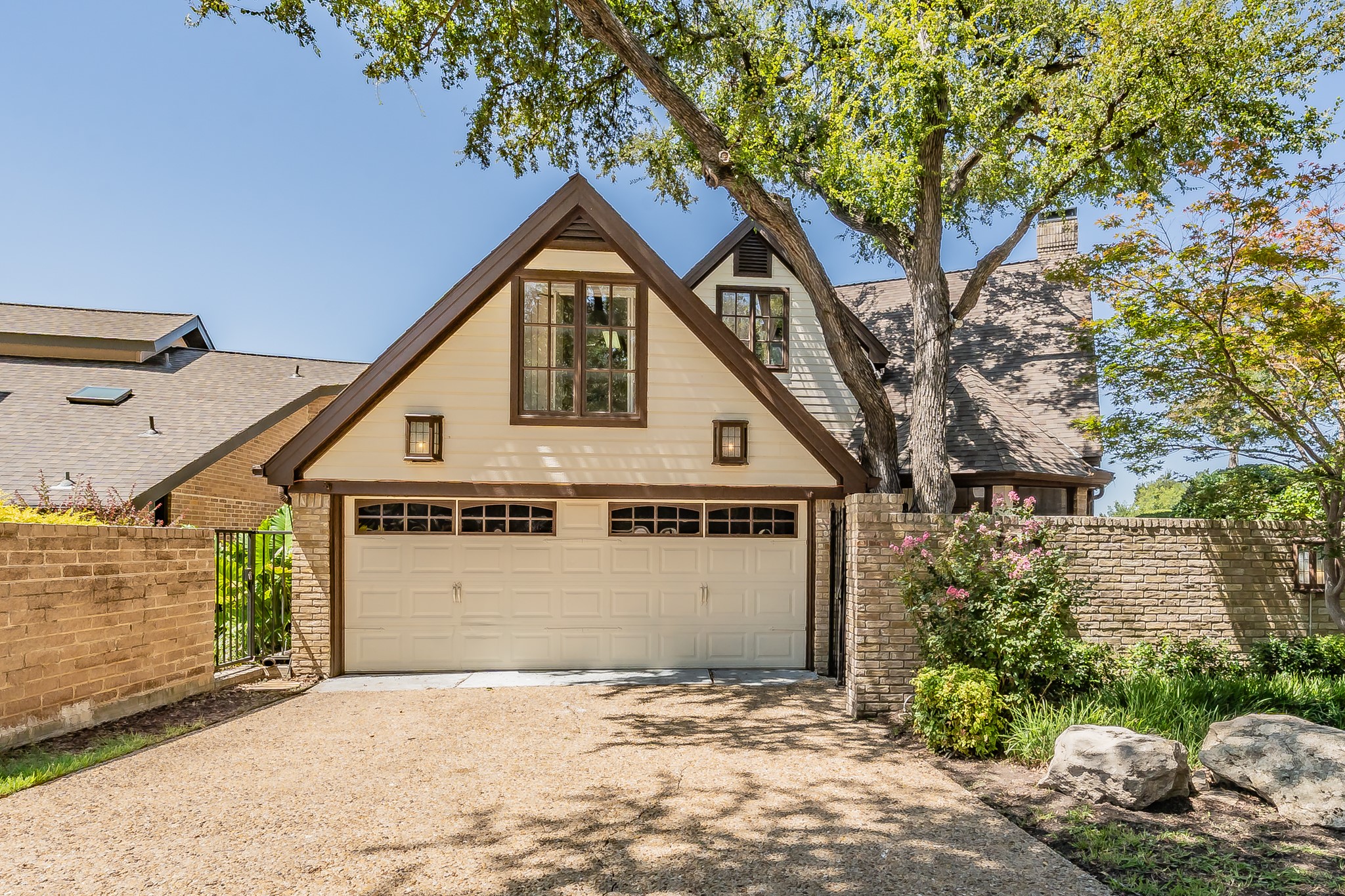 16056 Chalfont Court Dallas TX 75248