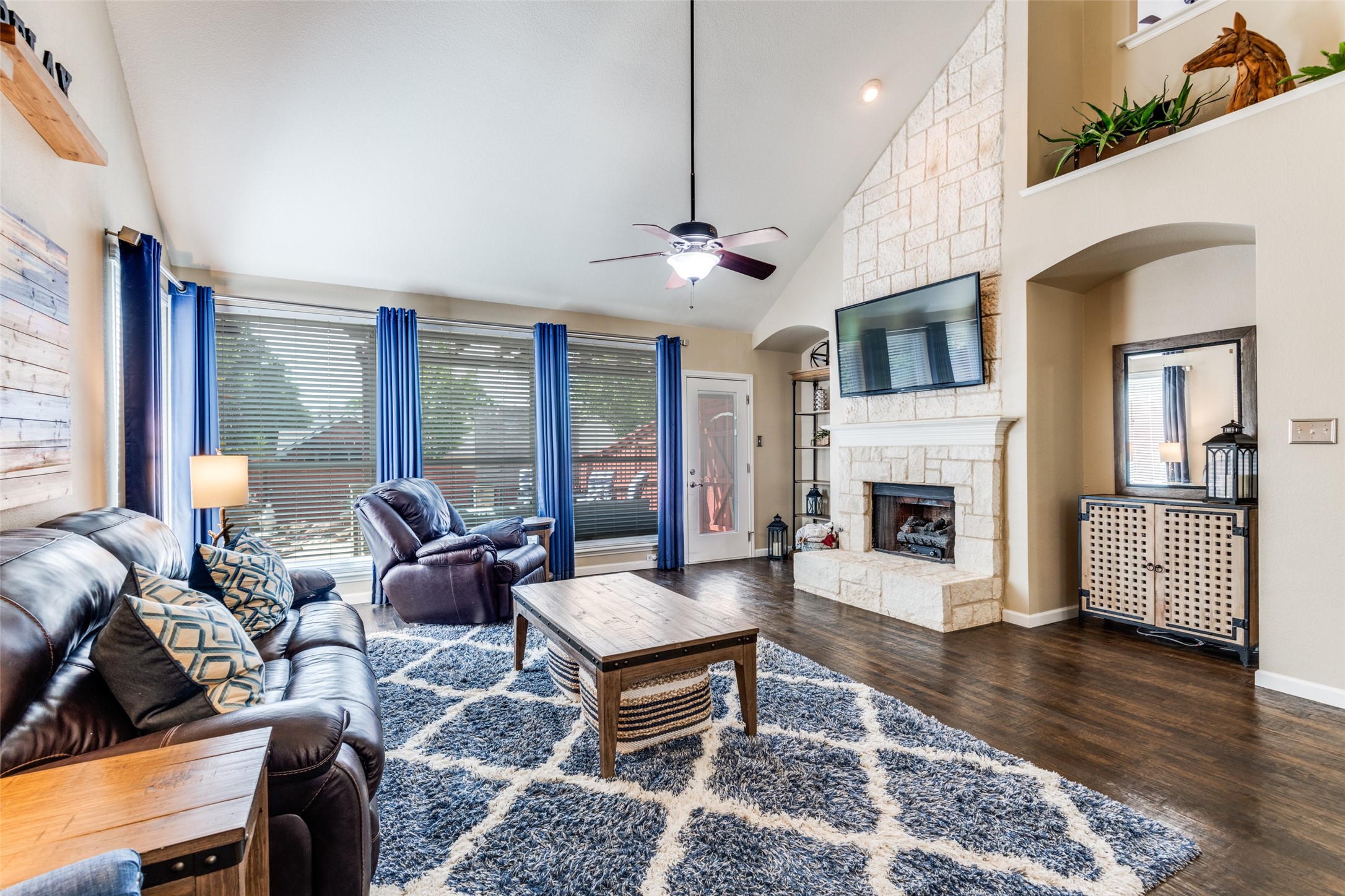 2115 Crestlake Drive Rockwall TX 75087