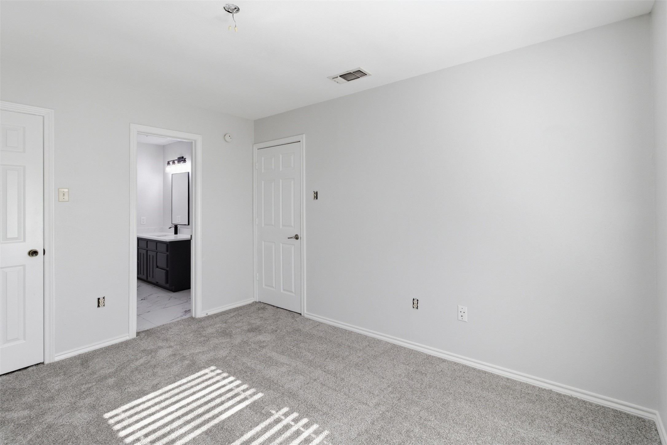 3801 Runge Court E Irving TX 75038