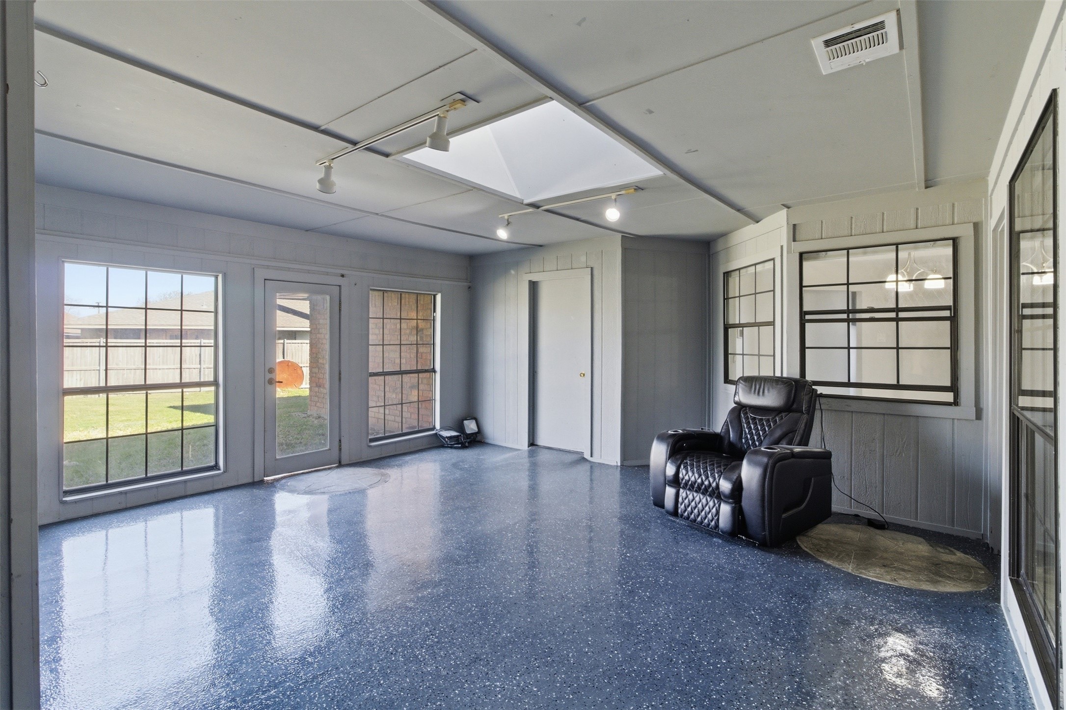 3801 Runge Court E Irving TX 75038