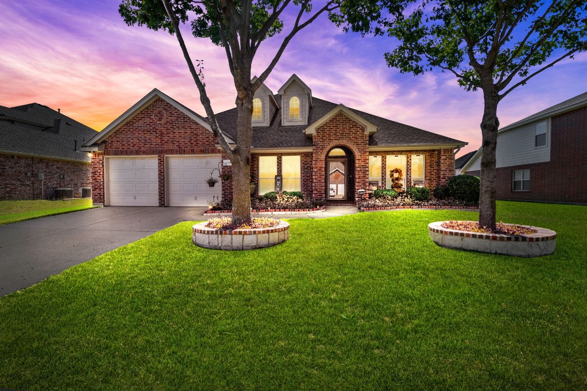 1118 Eastbrook Drive Glenn Heights TX 75154