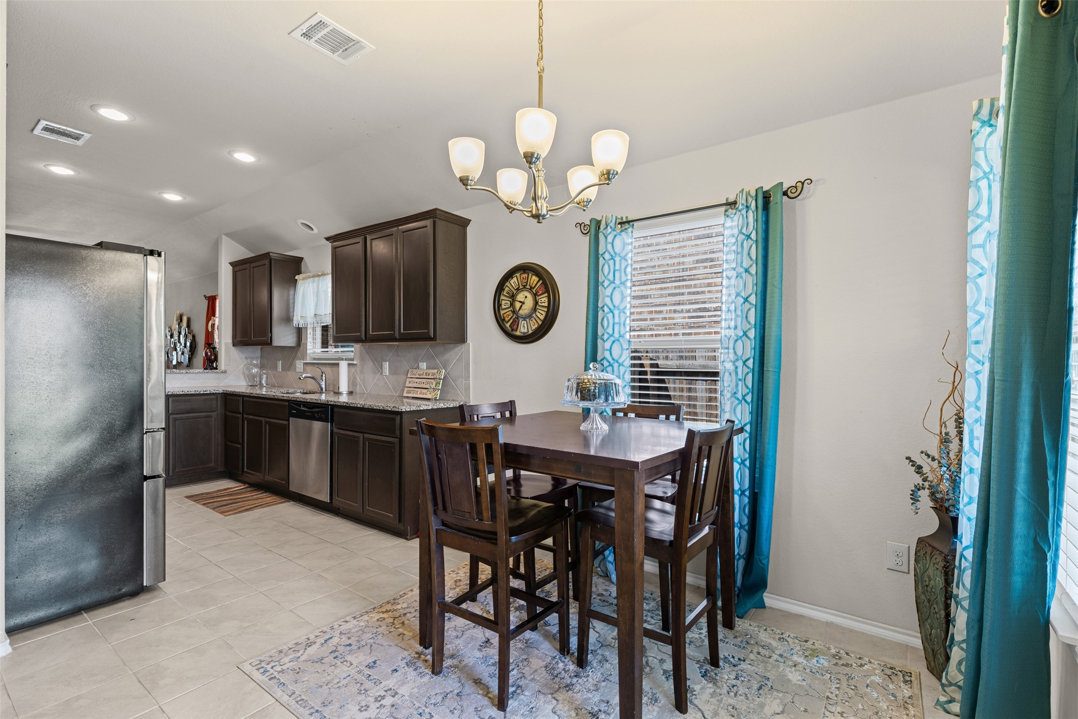 8837 Tenderfoot Lane Aubrey TX 76227