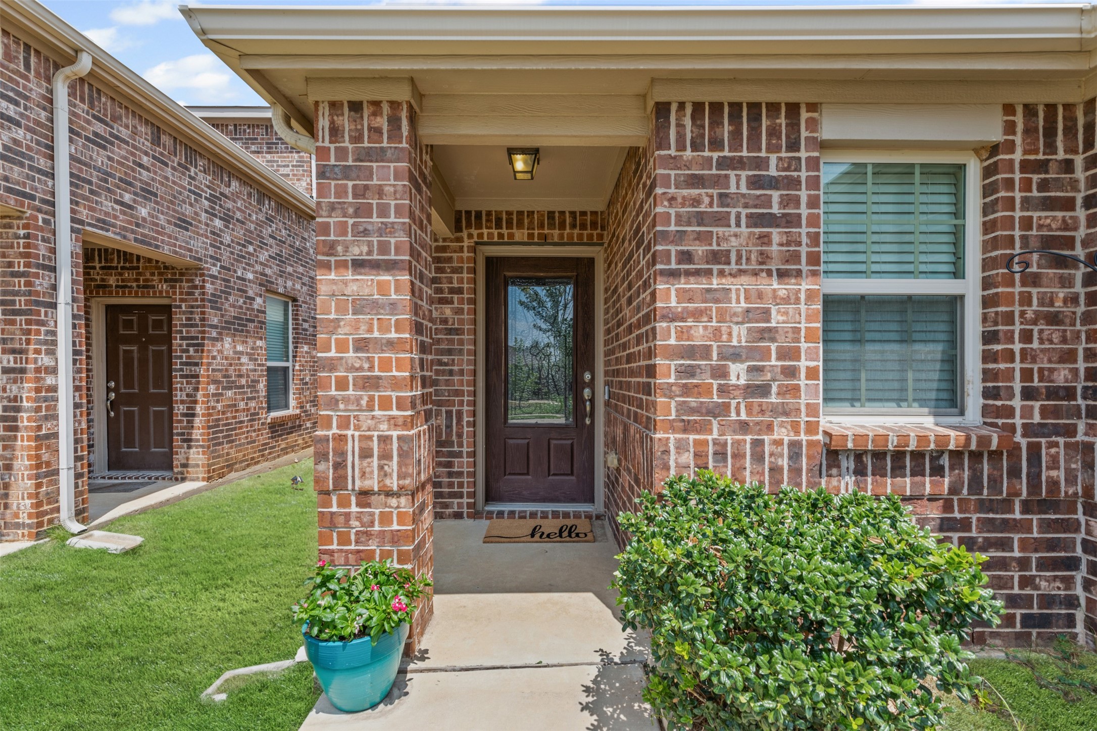 8837 Tenderfoot Lane Aubrey TX 76227