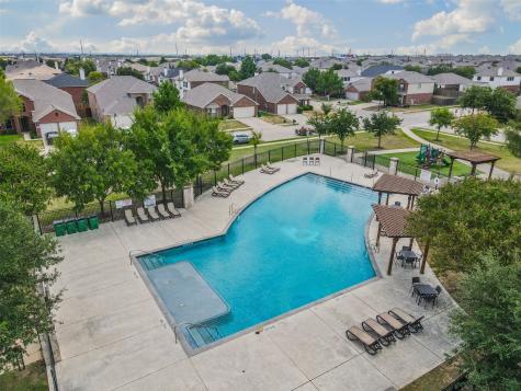 8837 Tenderfoot Lane Aubrey TX 76227