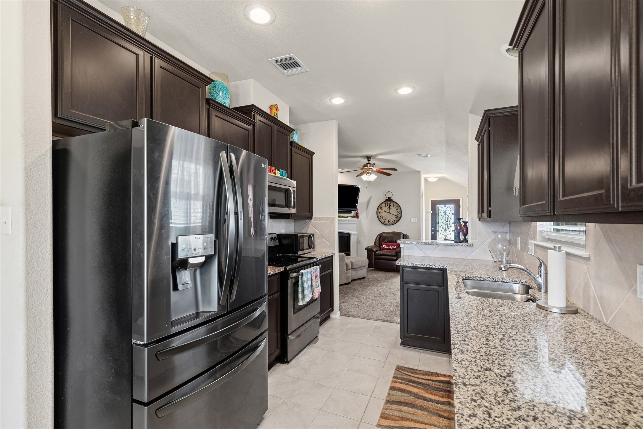 8837 Tenderfoot Lane Aubrey TX 76227