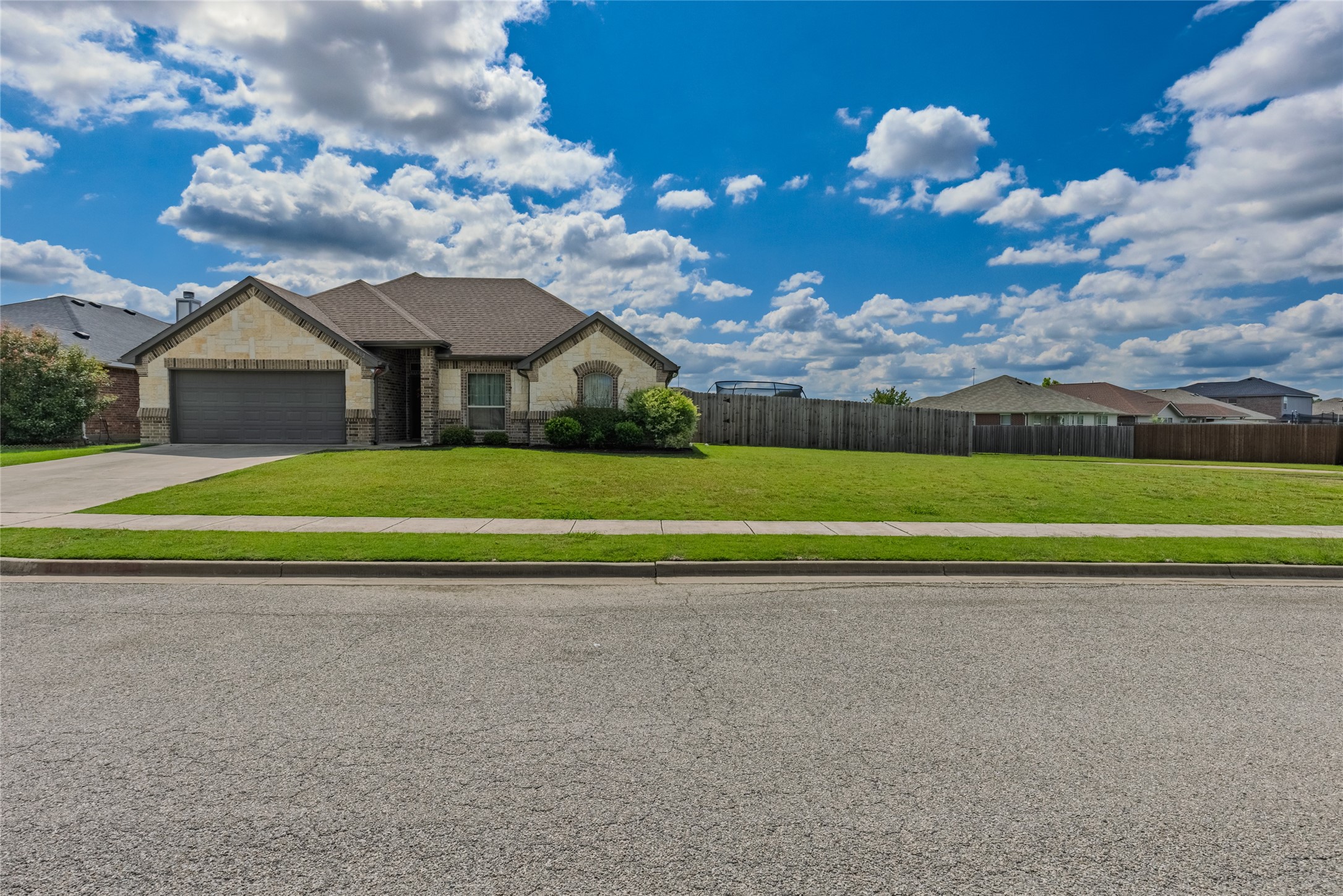 6512 Ashland Drive Greenville TX 75402