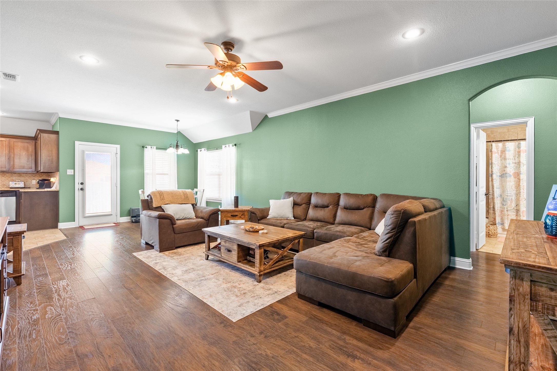 6512 Ashland Drive Greenville TX 75402