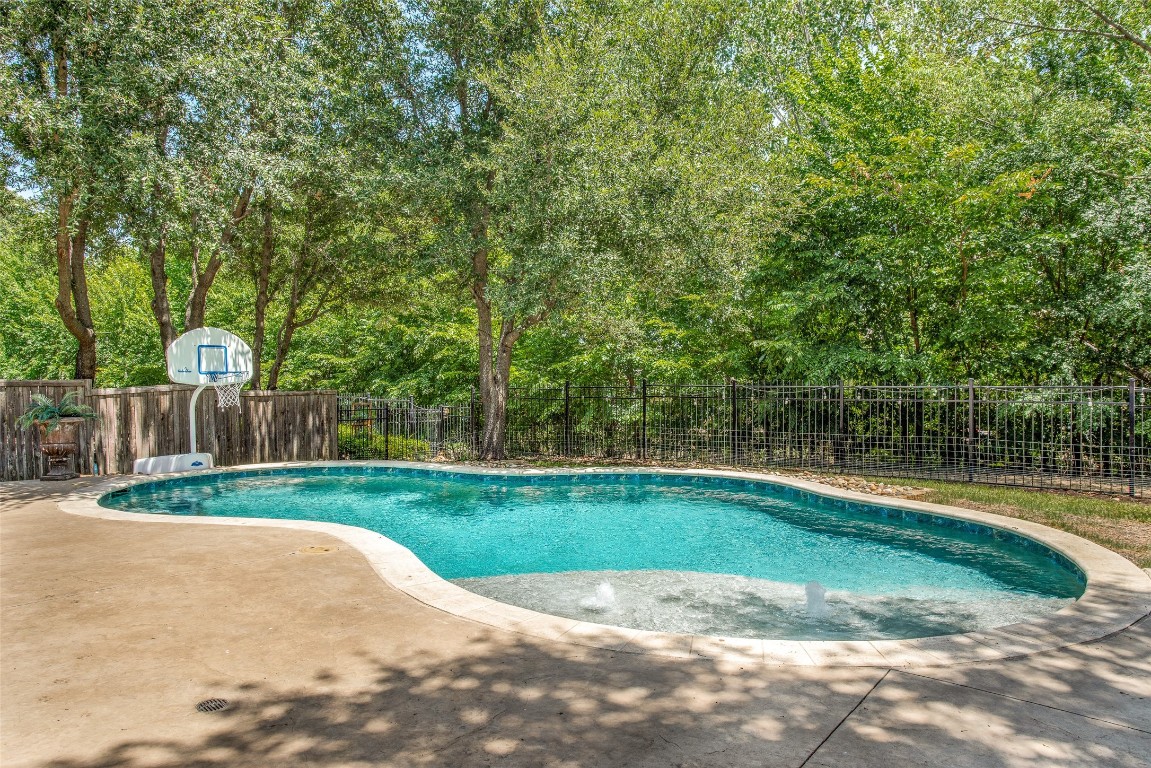 1900 Camberton Drive Mckinney TX 75071