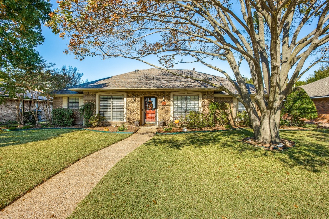 2219 Acacia Street Richardson TX 75082