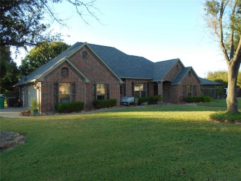 800 Maplewood Court Stephenville TX 76401