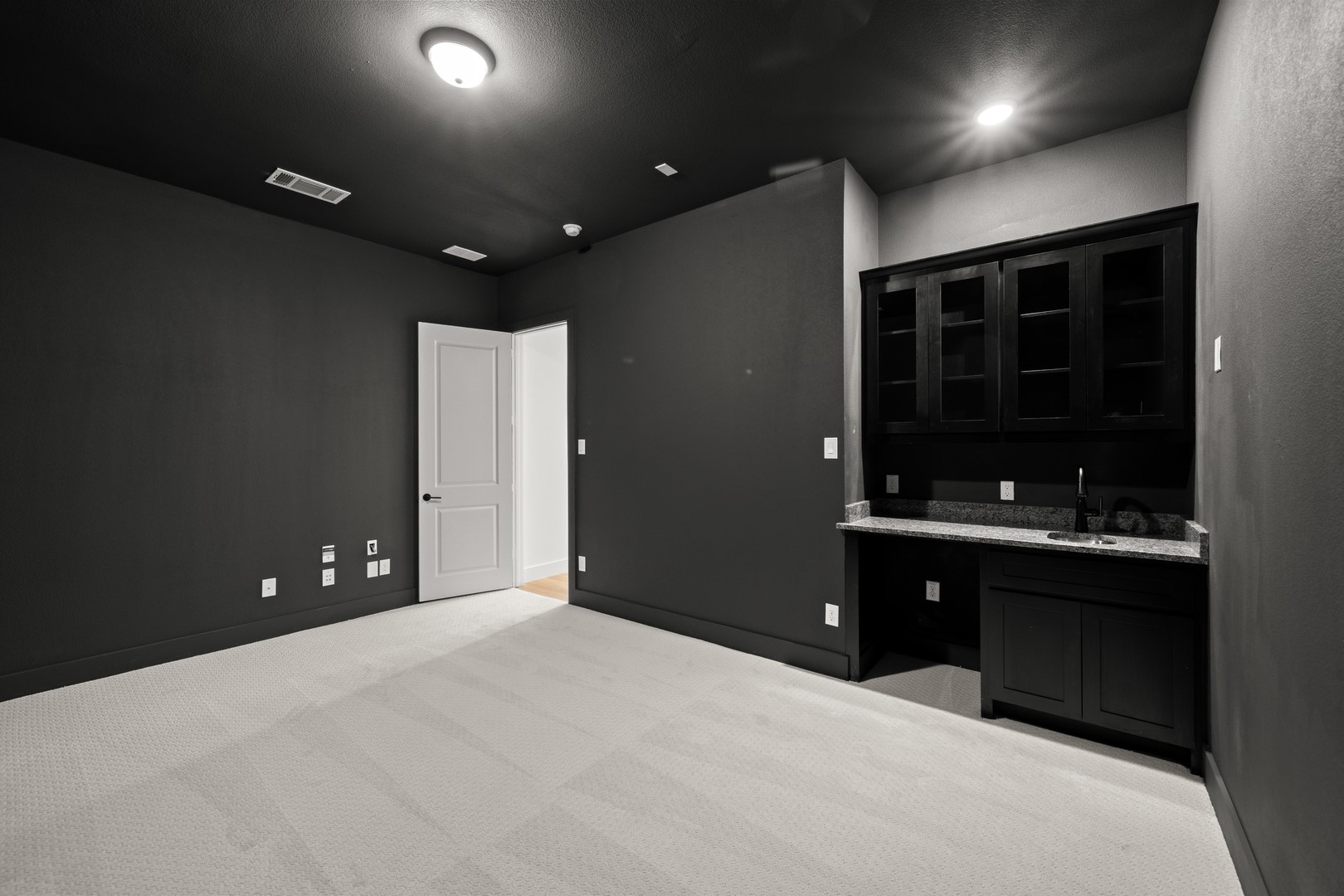 2201 Phoebe Mansfield TX 76063