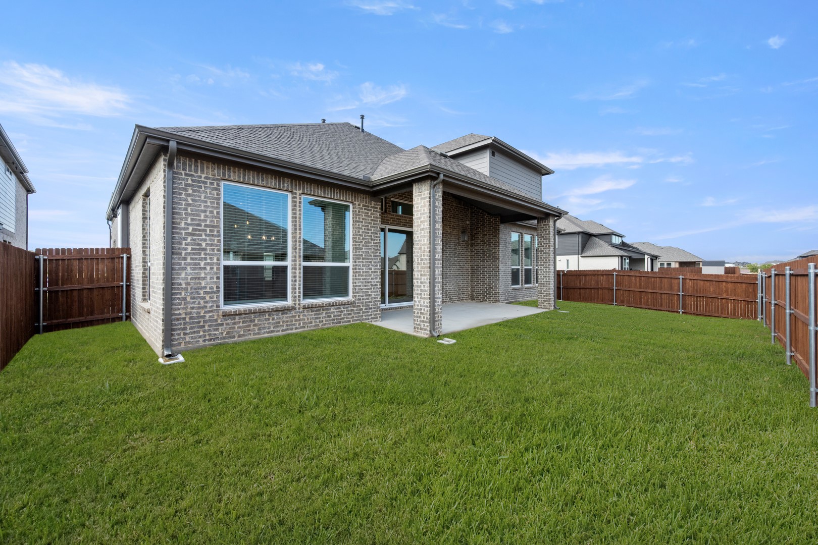 2201 Phoebe Mansfield TX 76063