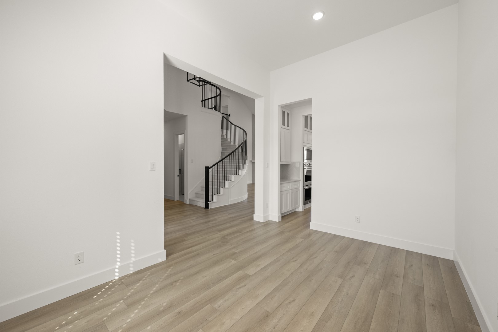2201 Phoebe Mansfield TX 76063