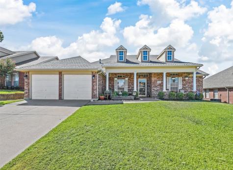 2966 Masters Court S Burleson TX 76028