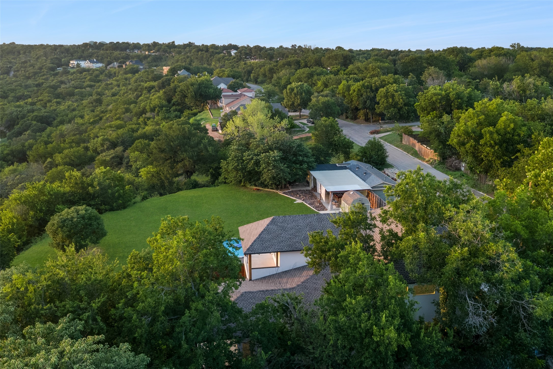 1611 Nancy River Oaks TX 76114