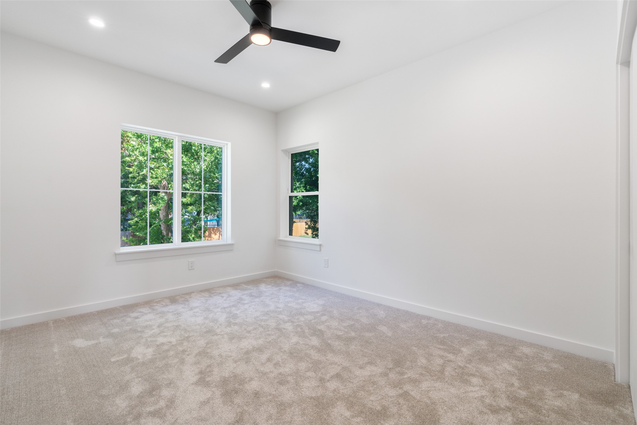 1611 Nancy River Oaks TX 76114