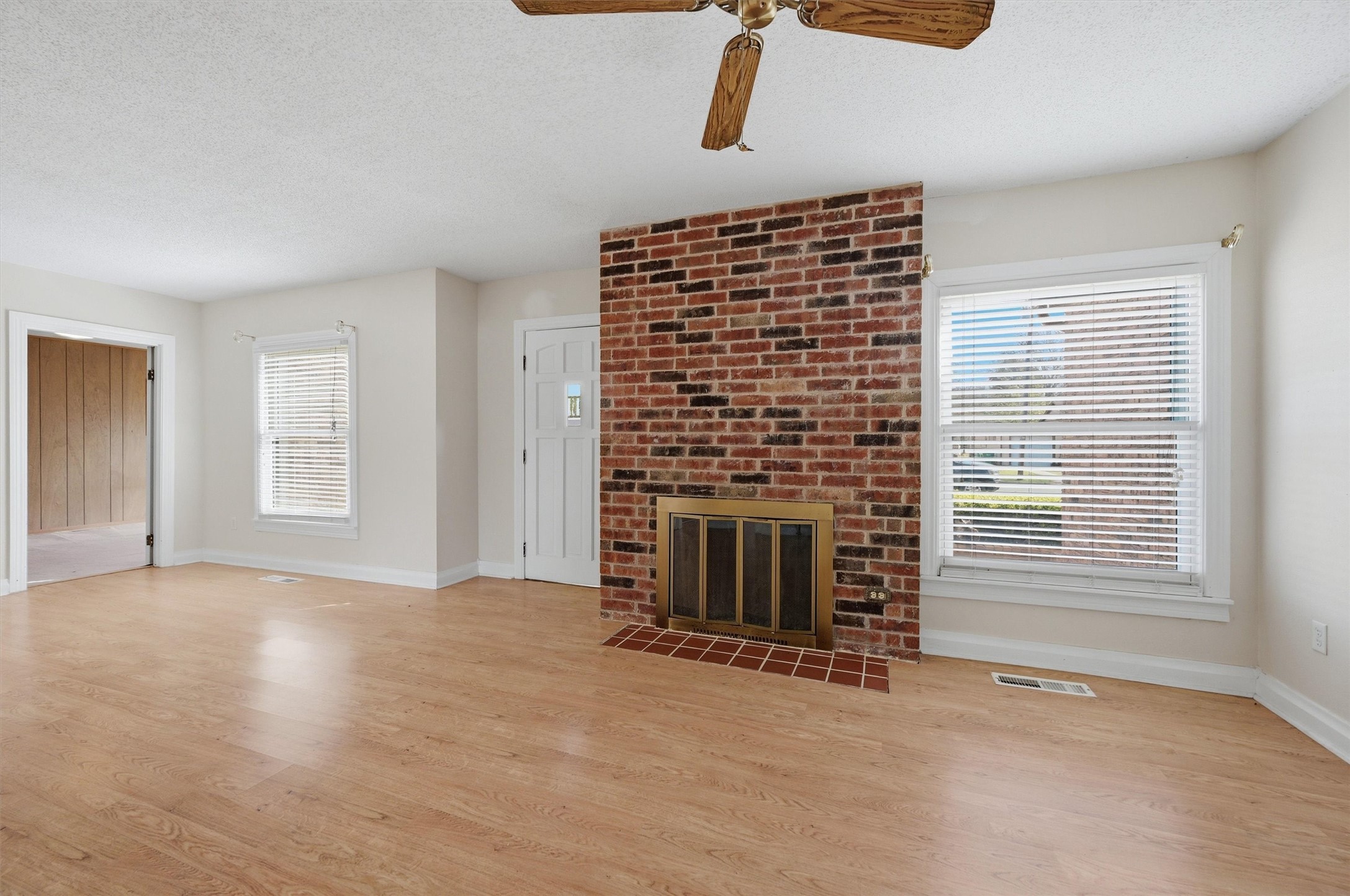 1824 N Binkley Street Sherman TX 75092