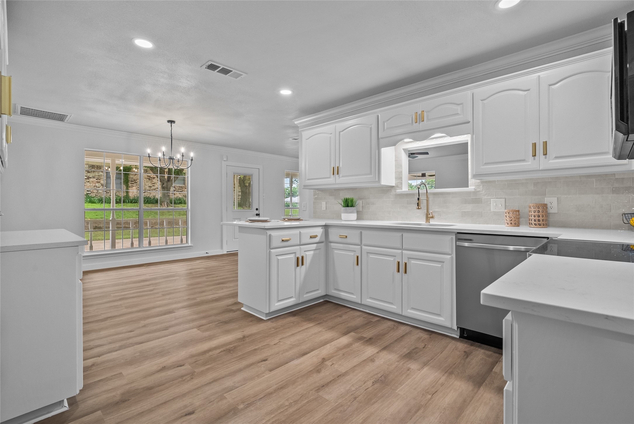 301 E 2nd Street Weatherford TX 76086