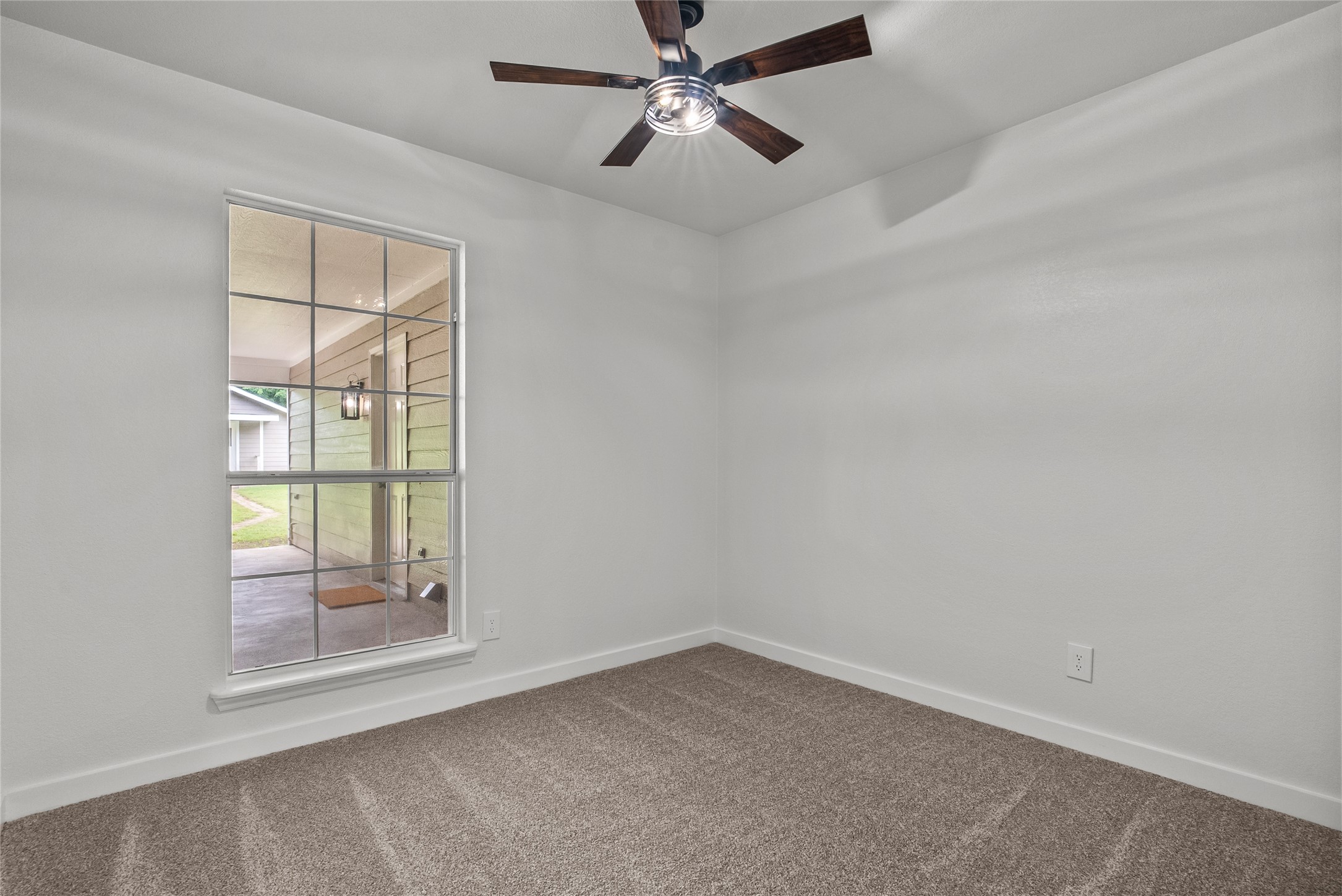 301 E 2nd Street Weatherford TX 76086