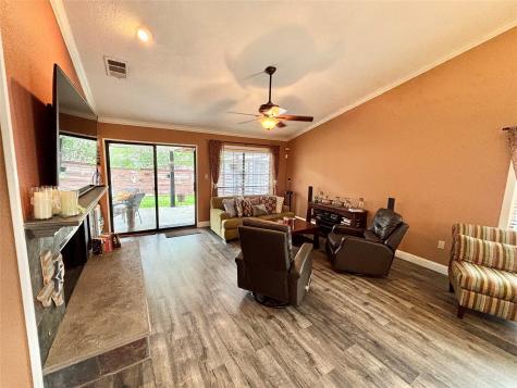 225 California Drive Glenn Heights TX 75154