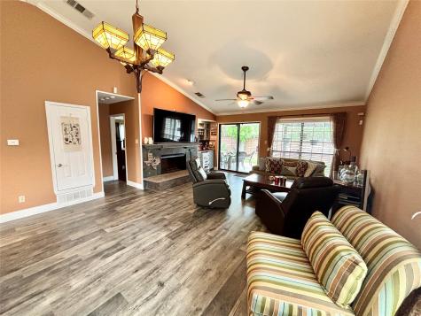 225 California Drive Glenn Heights TX 75154