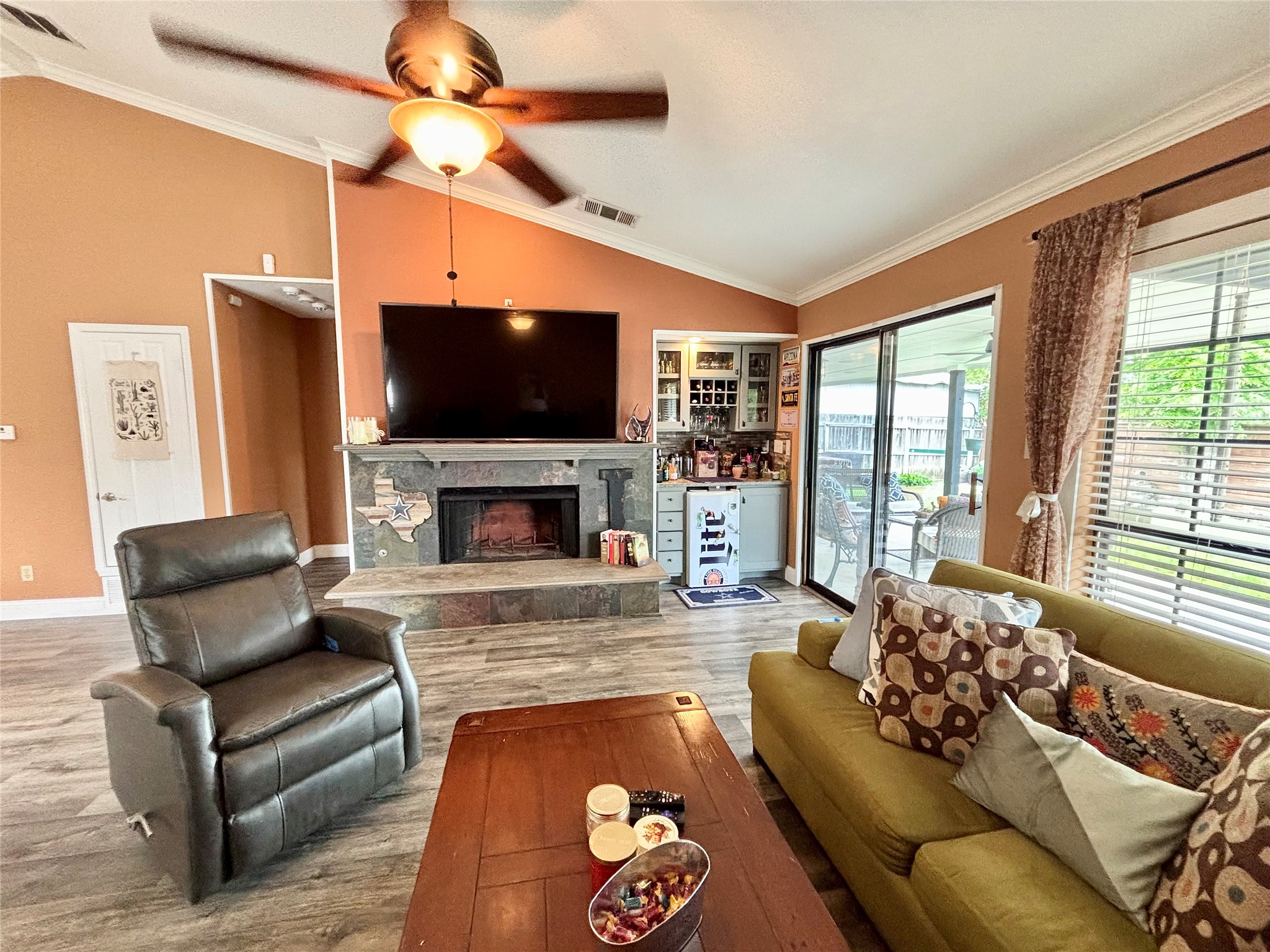 225 California Drive Glenn Heights TX 75154