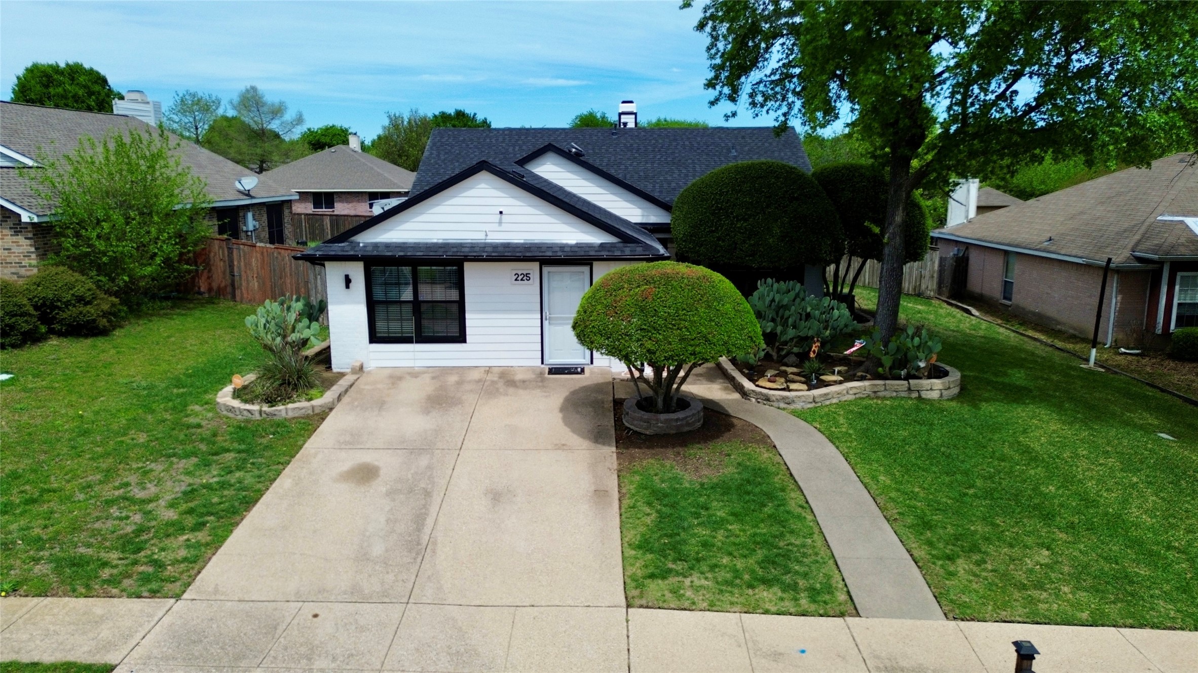 225 California Drive Glenn Heights TX 75154