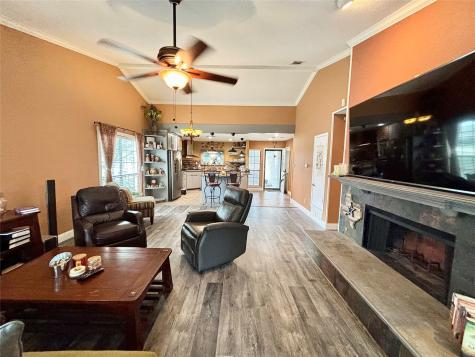 225 California Drive Glenn Heights TX 75154