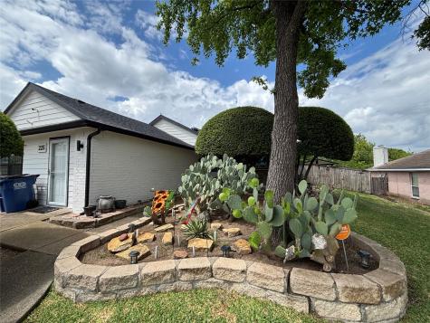 225 California Drive Glenn Heights TX 75154