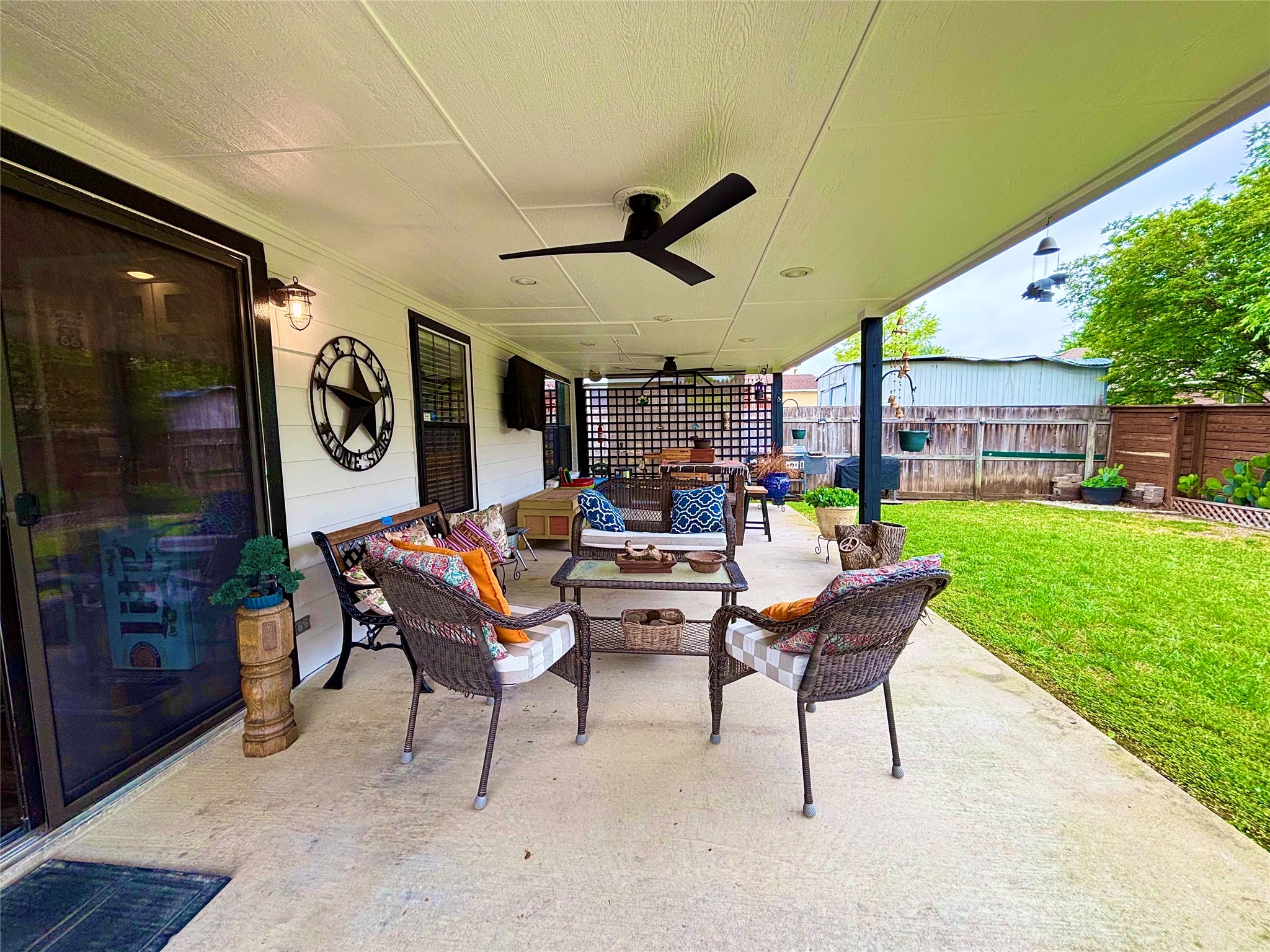 225 California Drive Glenn Heights TX 75154
