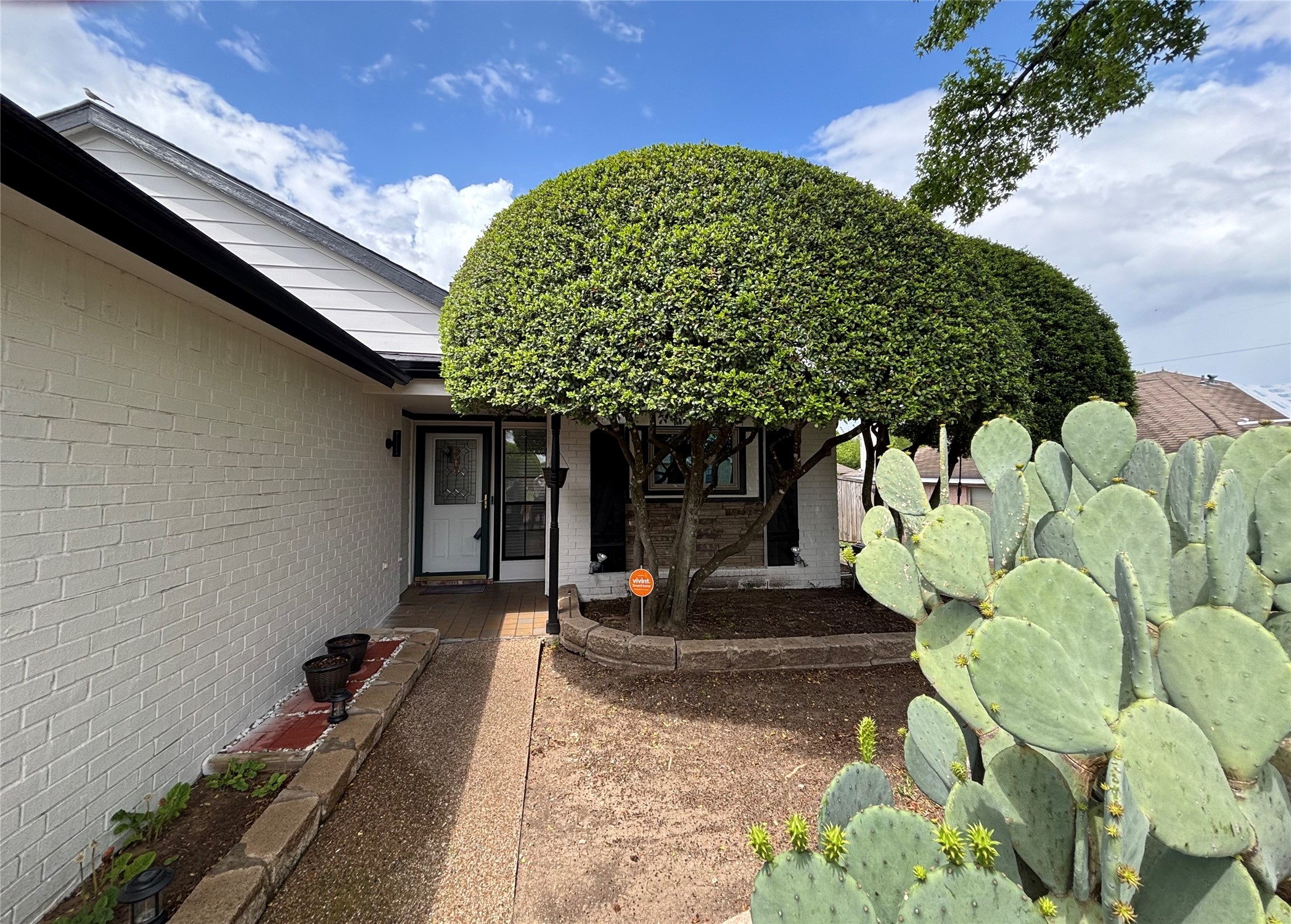 225 California Drive Glenn Heights TX 75154