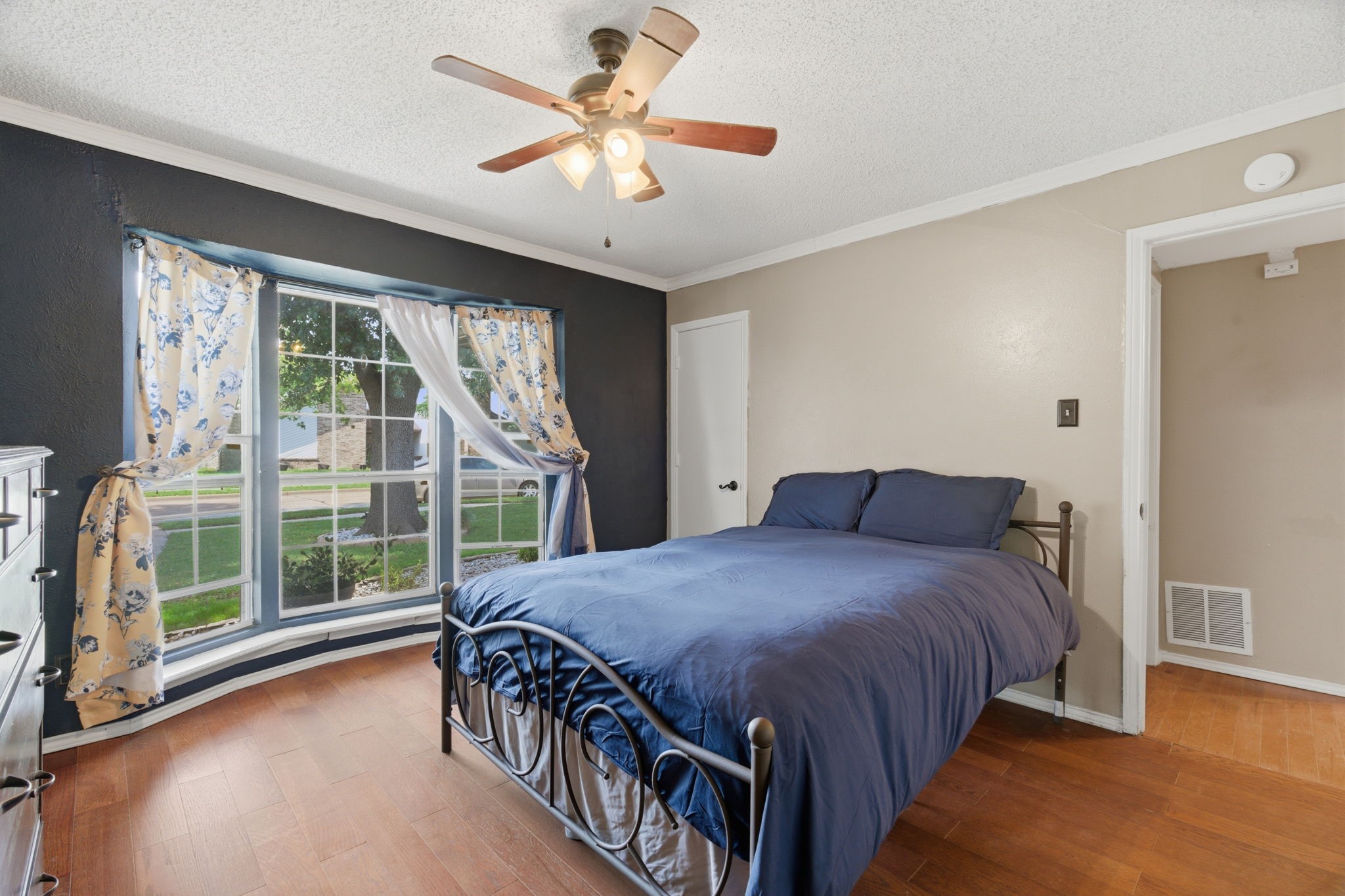 1025 Hampshire Lane Carrollton TX 75007