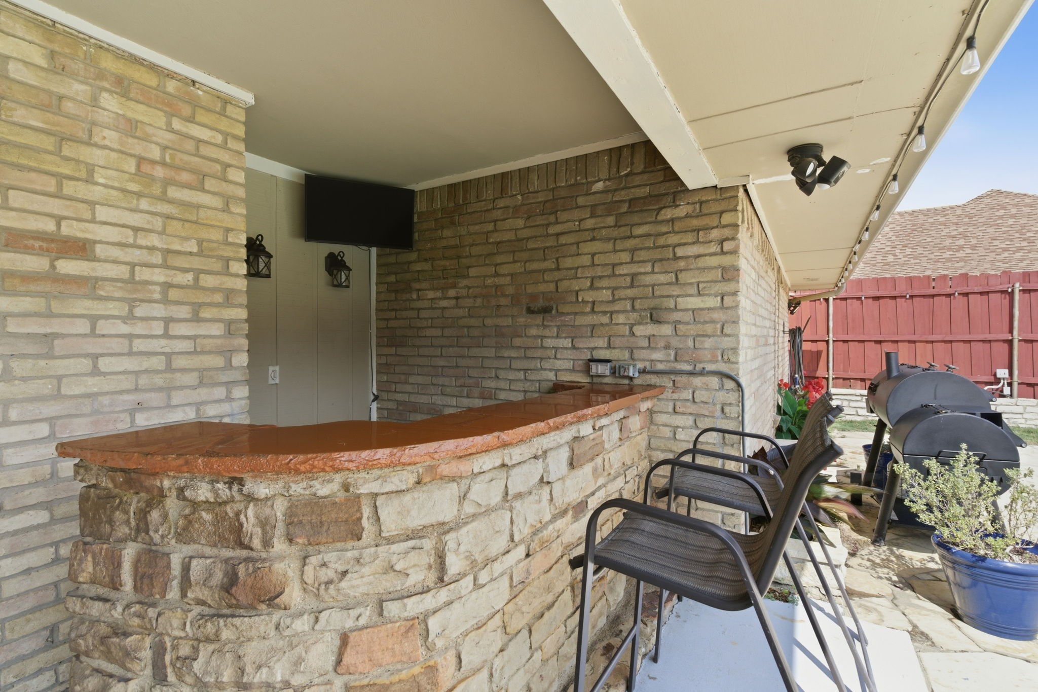 1025 Hampshire Lane Carrollton TX 75007