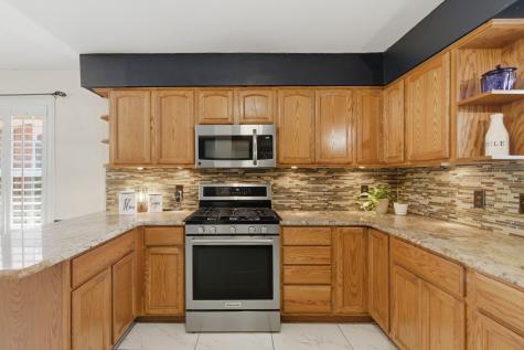 1025 Hampshire Lane Carrollton TX 75007