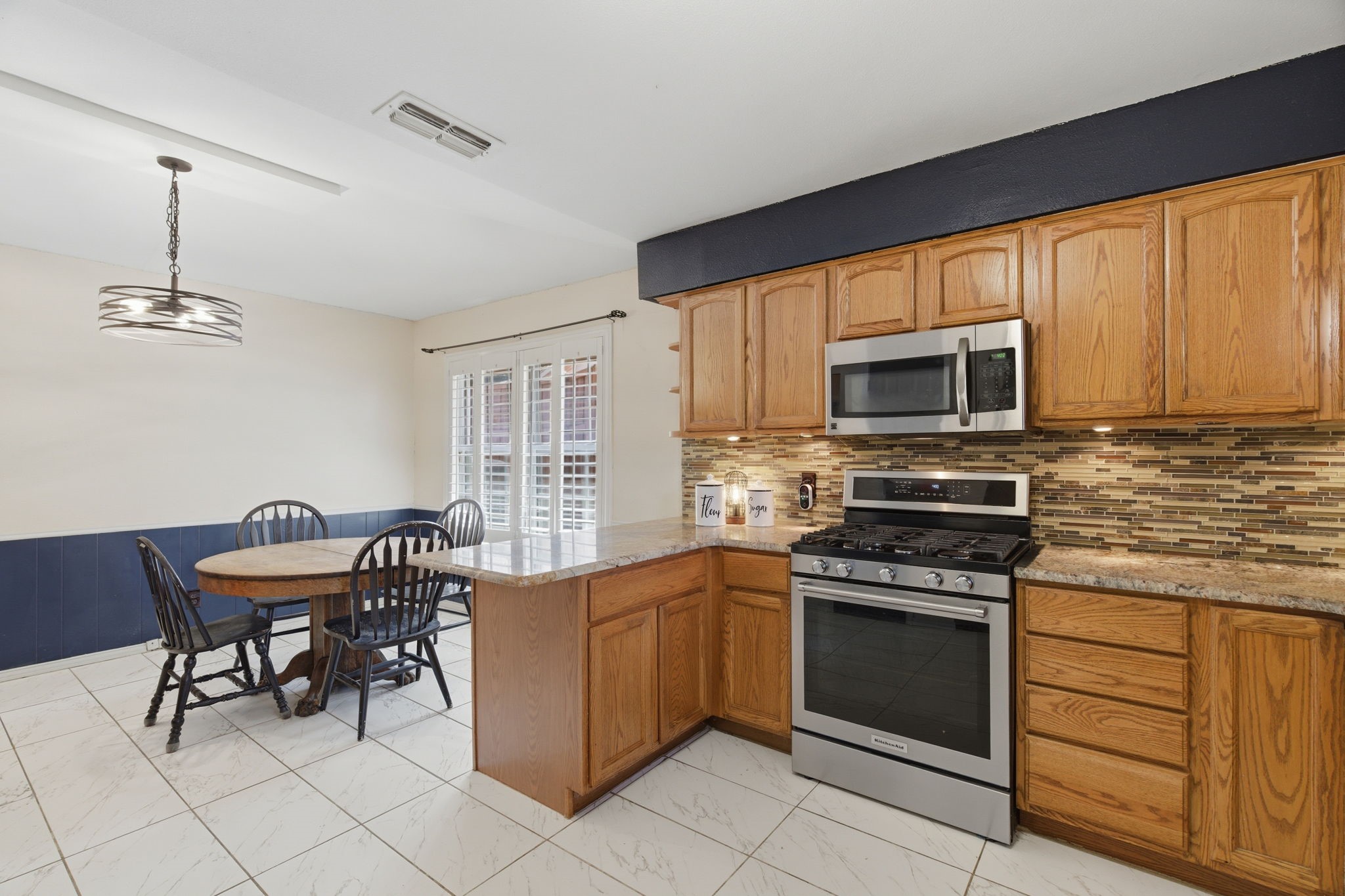 1025 Hampshire Lane Carrollton TX 75007