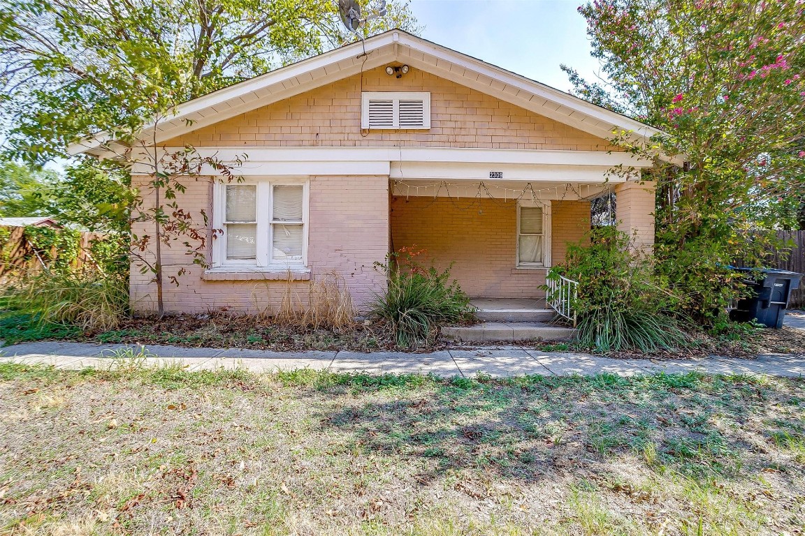 2309 Harwood Street Fort Worth TX 76103
