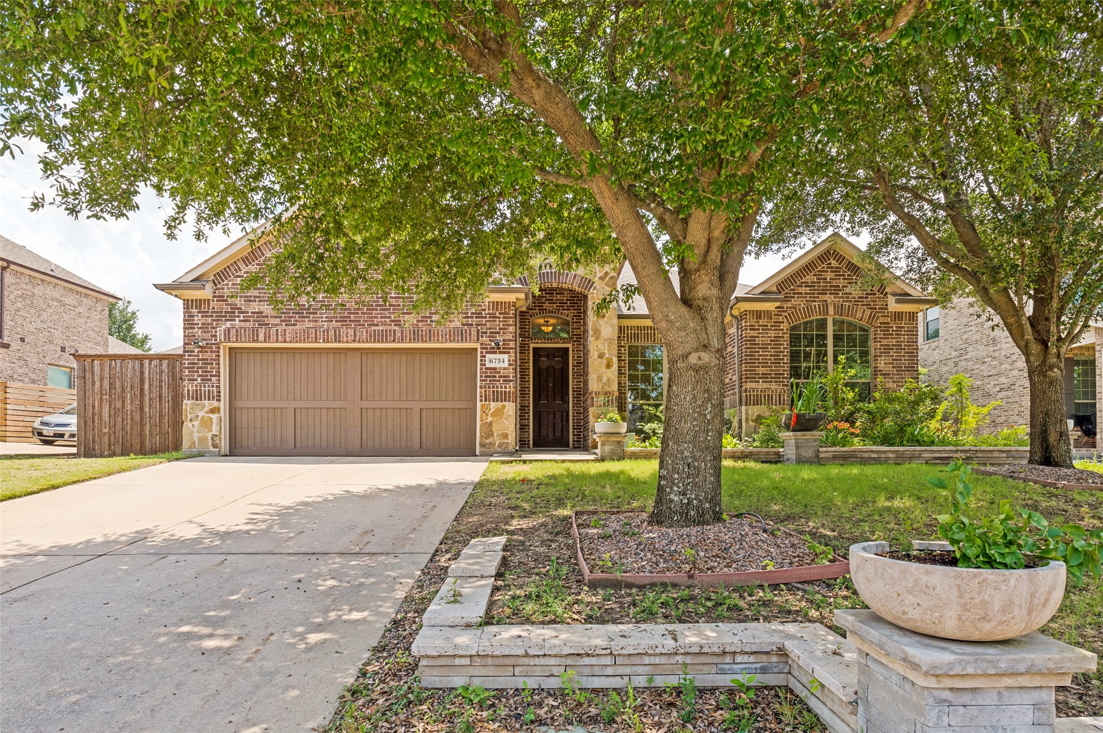 6734 Trailblazer Way Dallas TX 75236