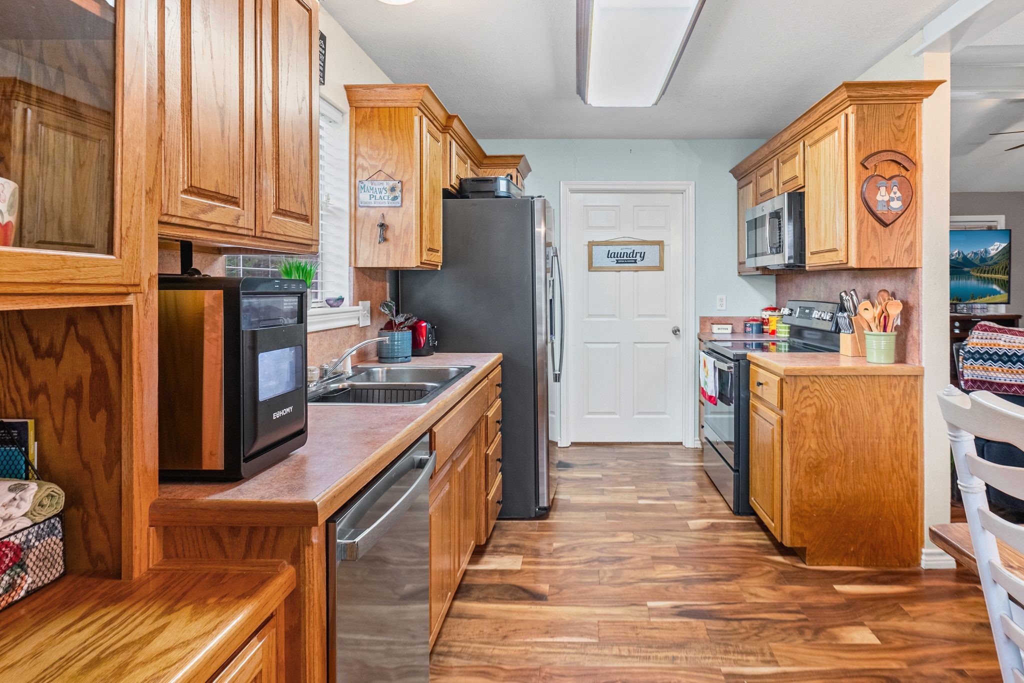 712 S Grand Street Wolfe City TX 75496