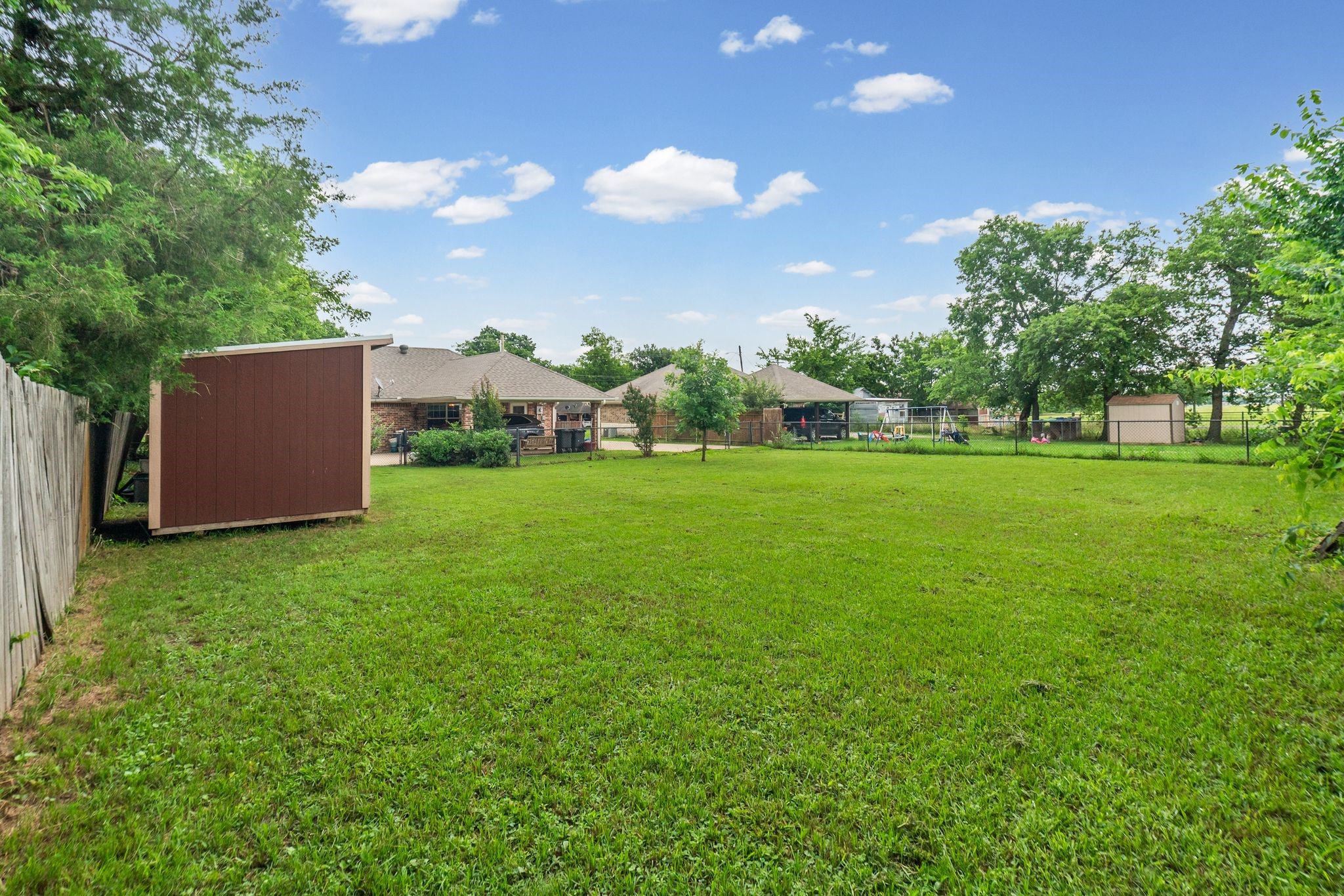 712 S Grand Street Wolfe City TX 75496
