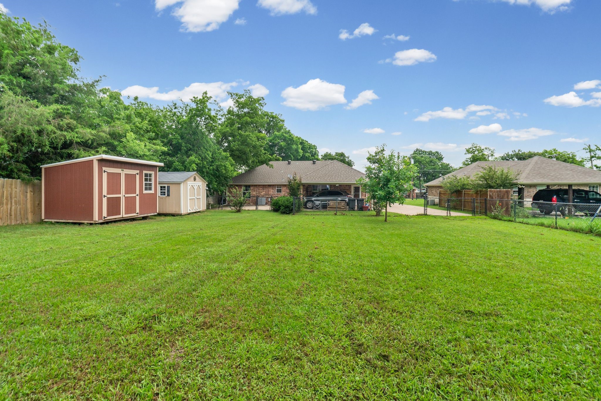 712 S Grand Street Wolfe City TX 75496