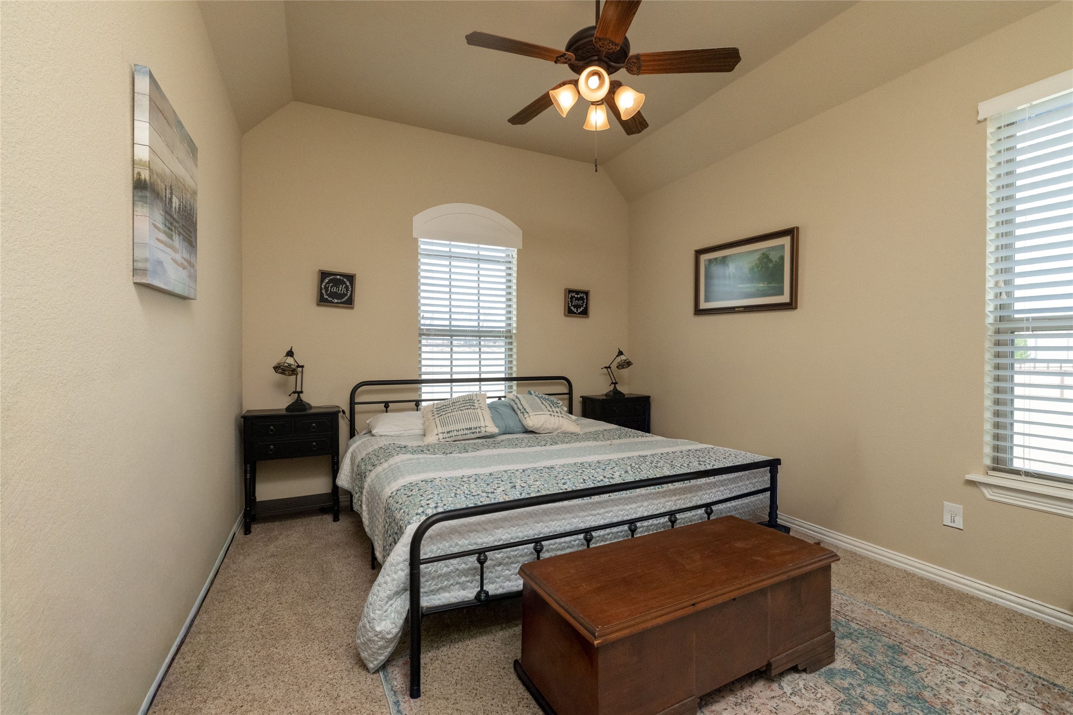 9111 Iron Mountain Trail Justin TX 76247