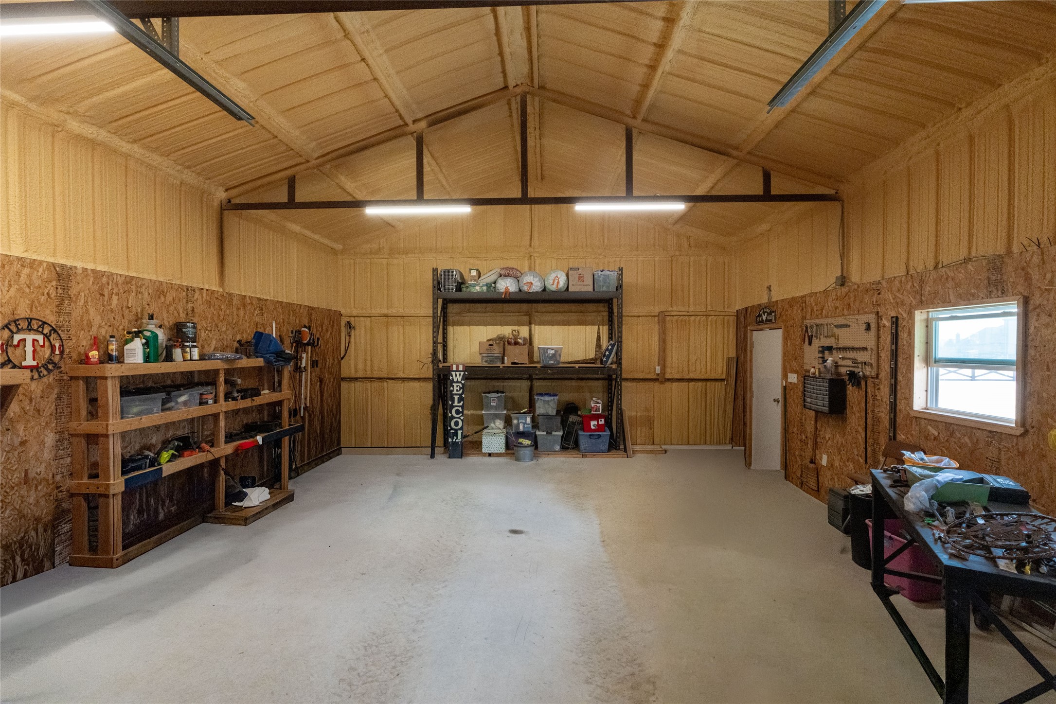 9111 Iron Mountain Trail Justin TX 76247
