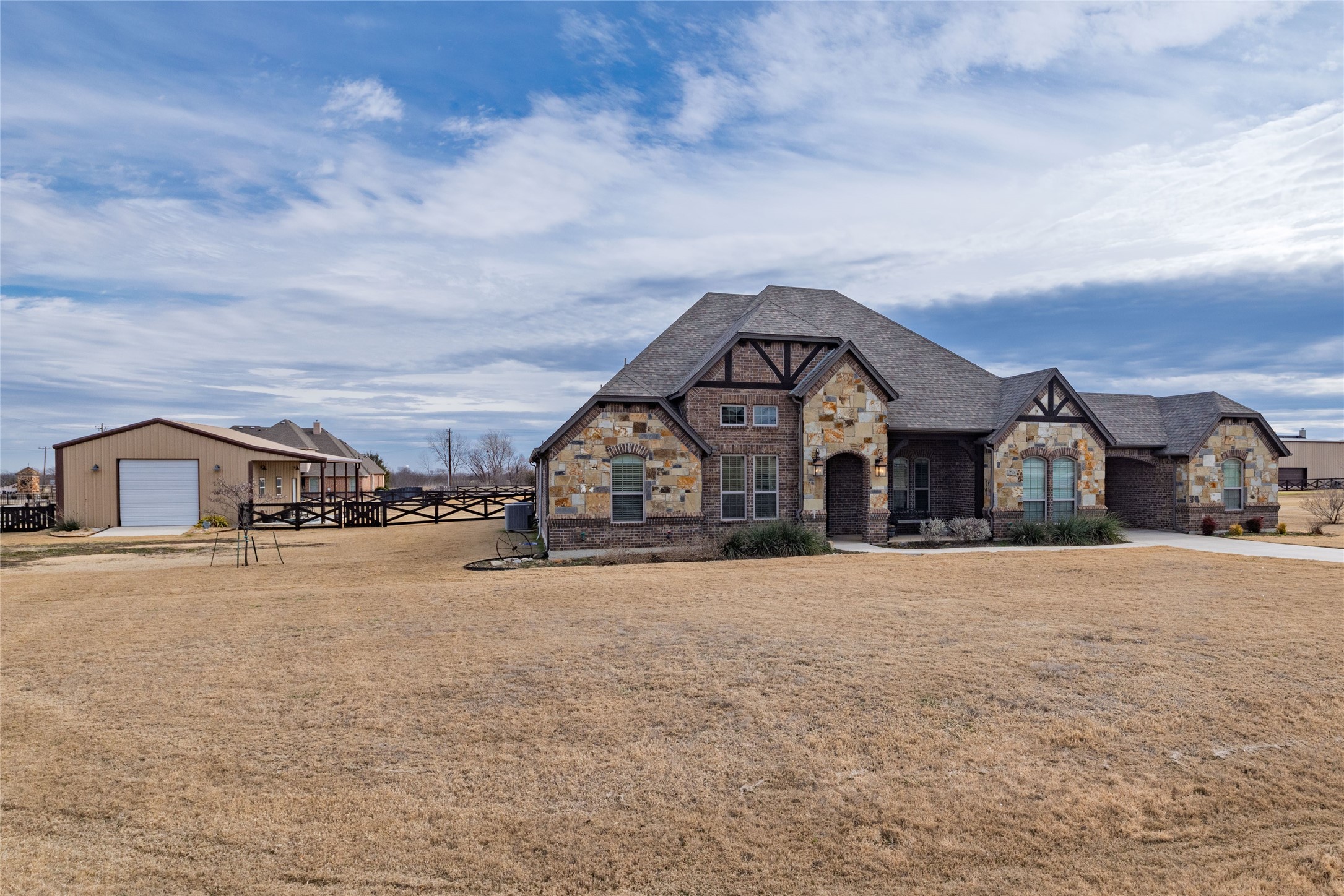 9111 Iron Mountain Trail Justin TX 76247